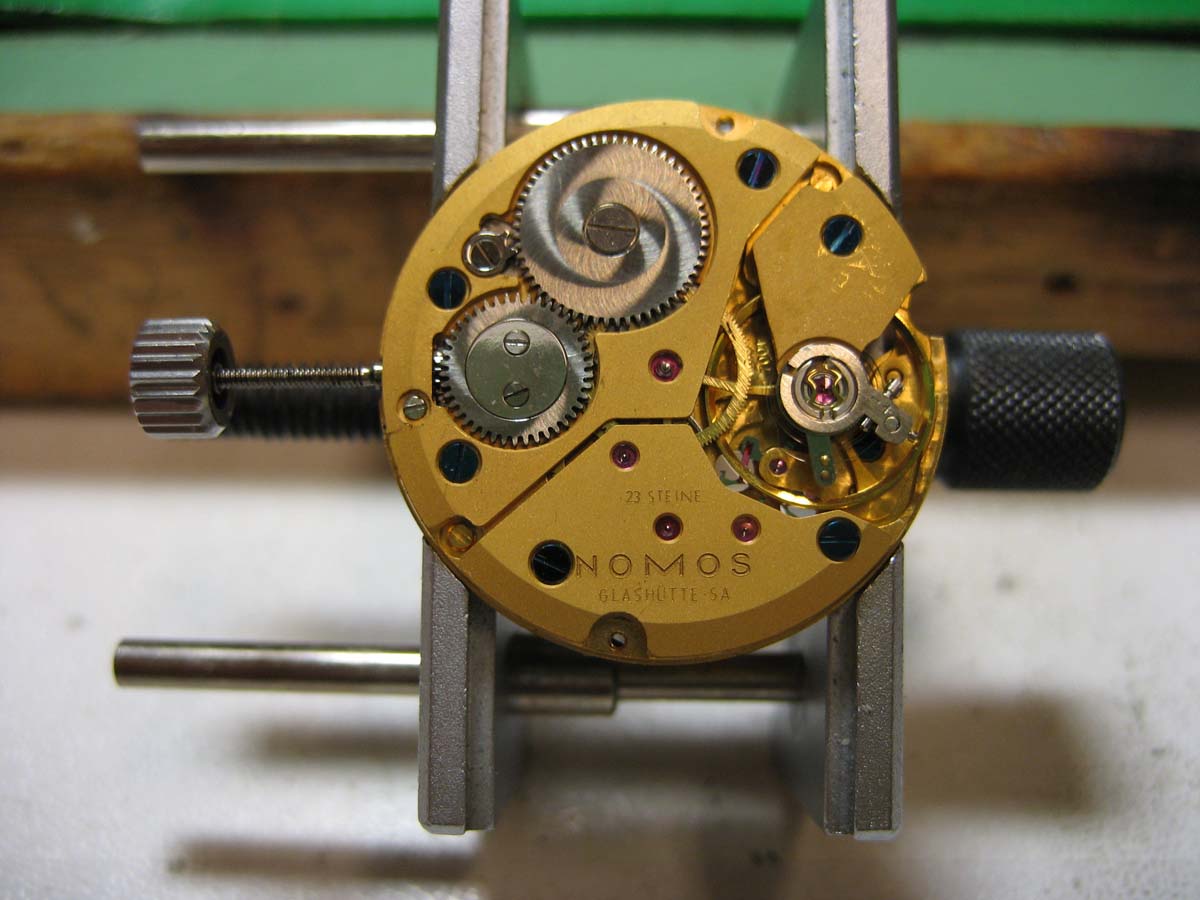 Nomos Glashütte Reparatur